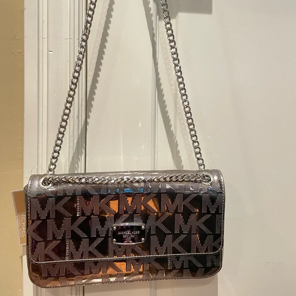 Michael Kors Metallic Silver Purse - Picture 4 of 10